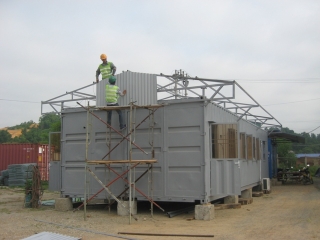Lợi ích so sánh container và xây dựng kho